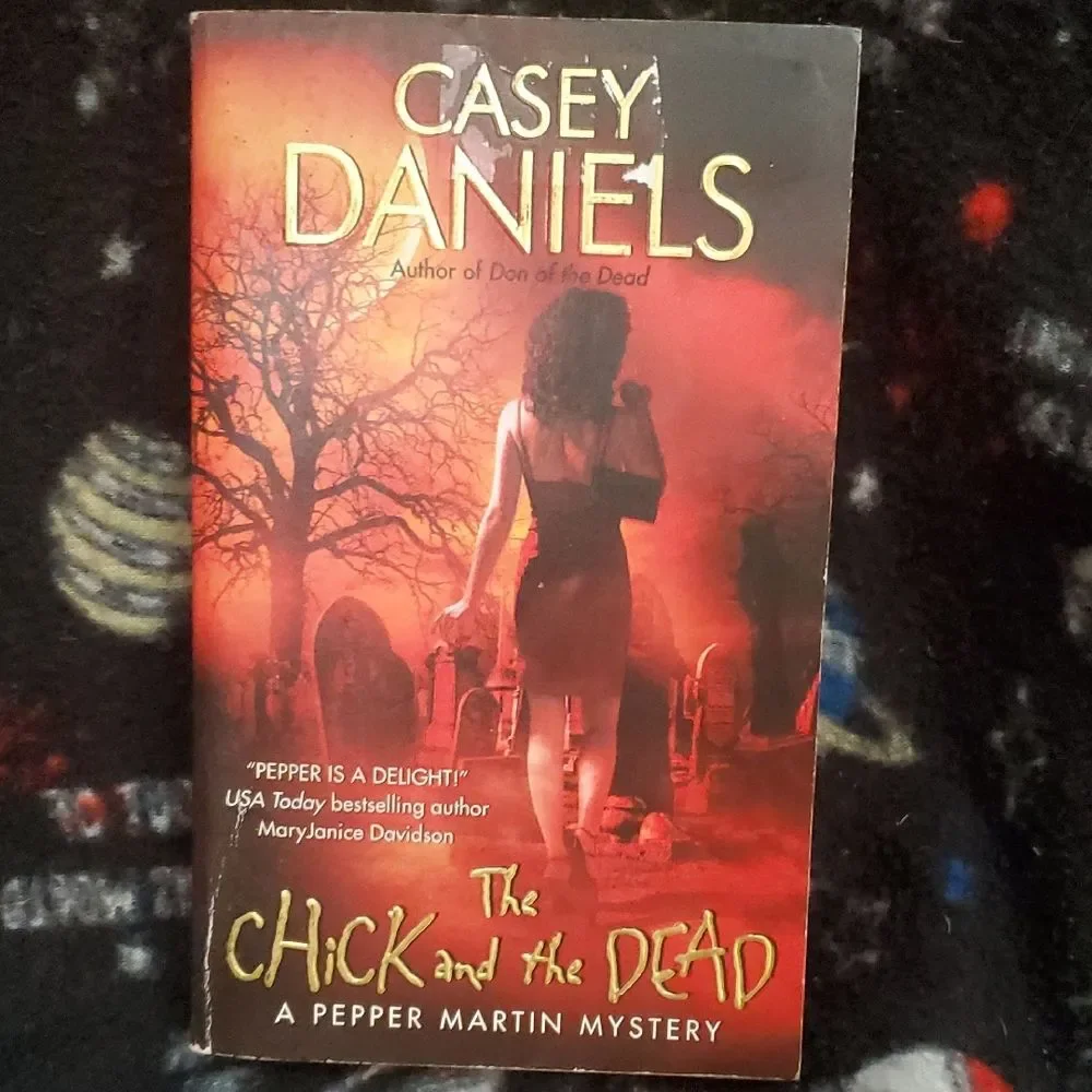 The Chick and the Dead by Casey Daniels Paperback Novel 🌏5/$10🌏